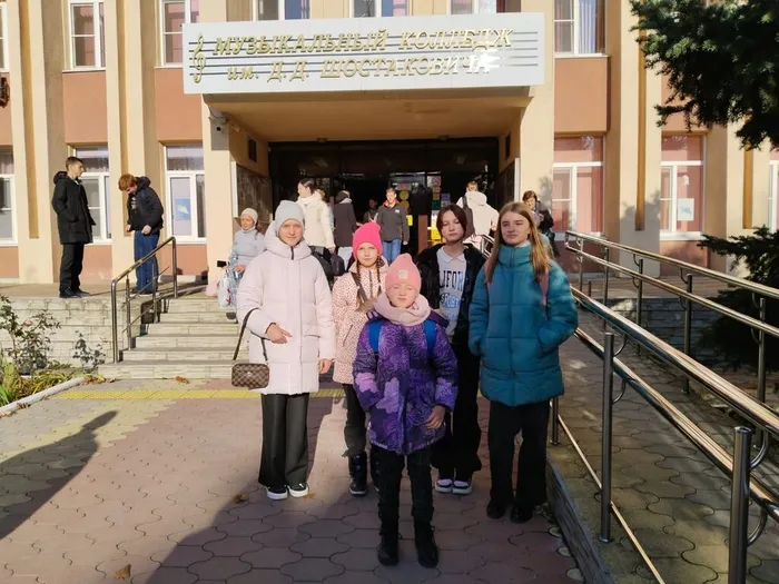 vBmWuiqHyg8